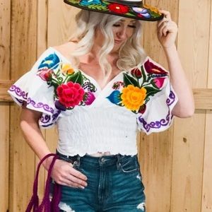 White Off The Shoulder floral Embroidered Crop Top